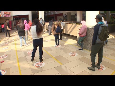 &iquest;Qu&eacute; est&aacute; abierto hoy en Santiago?